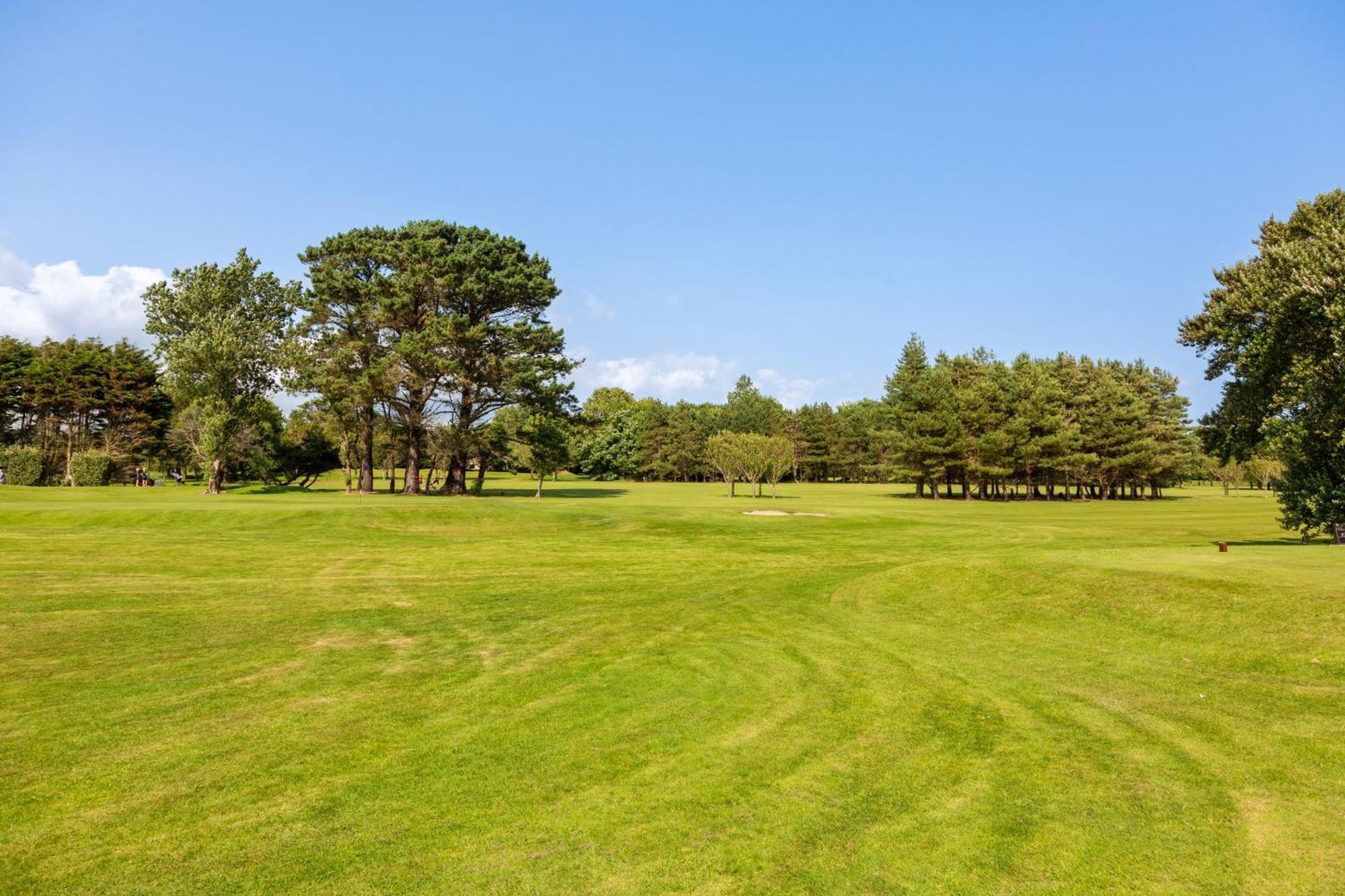 Gold Coast Resort Dungarvan Dungarvan  Bagian luar foto